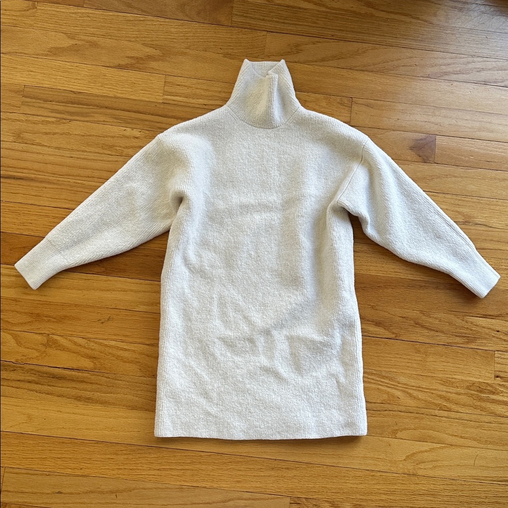 Aritzia Babaton Wool Sweater
